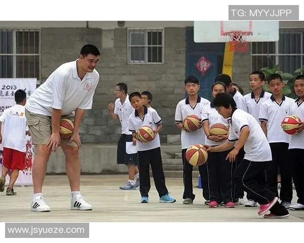 龙岗学校姚明的篮球梦想与教育理念交融之旅