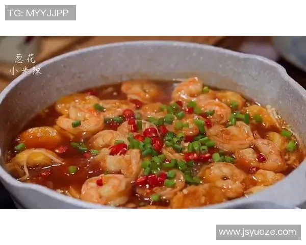 足球明星挑战皮蛋美食大赛精彩瞬间集锦视频分享