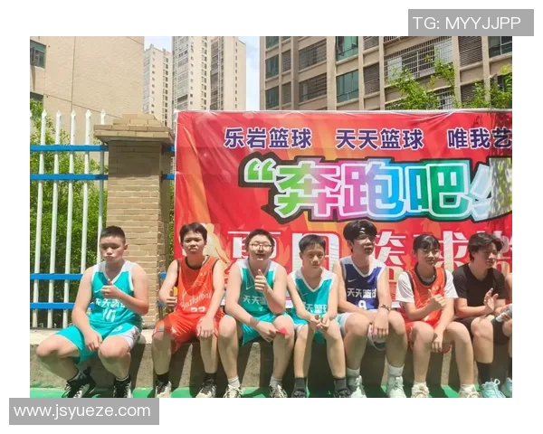 明星们在篮球场上挥洒汗水展现风采的精彩瞬间图片合集